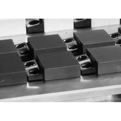 3/8” Key Size 1/2-13 × 1-1/4 SHCS Mounting Screws Compact Toe Clamp